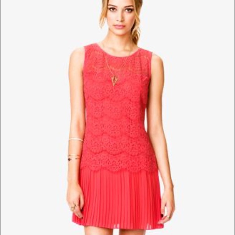Forever 21 drop waist floral lace pleated dress